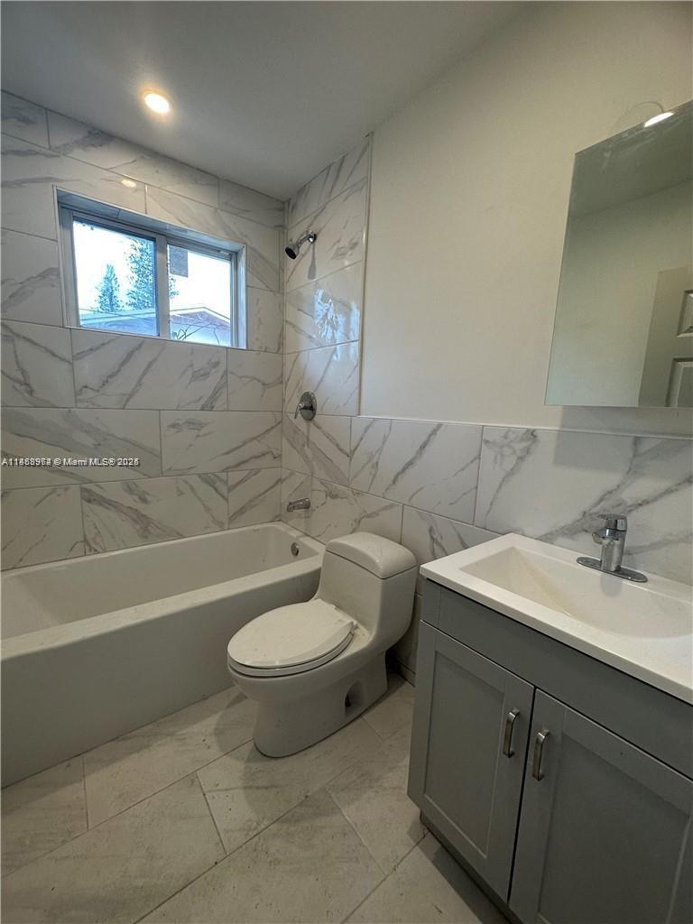   /   sq. ft. $ 2025-08-29 0 Photo