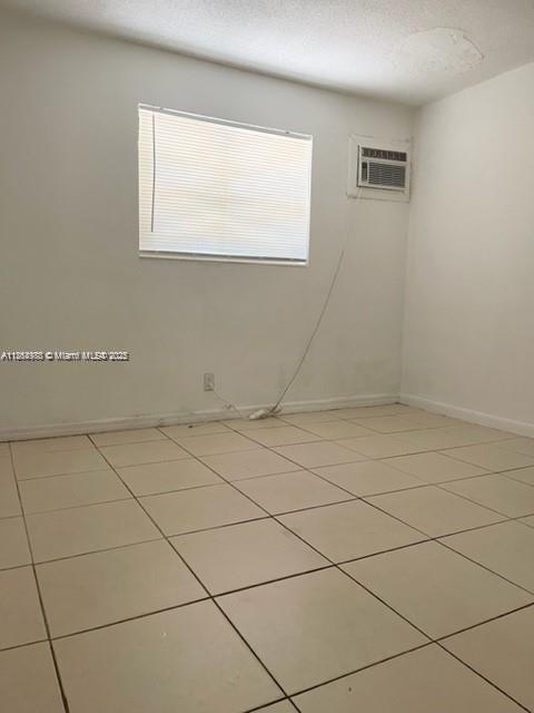 See details / 2660 sq. ft. $ 2025-08-29 0 Photo