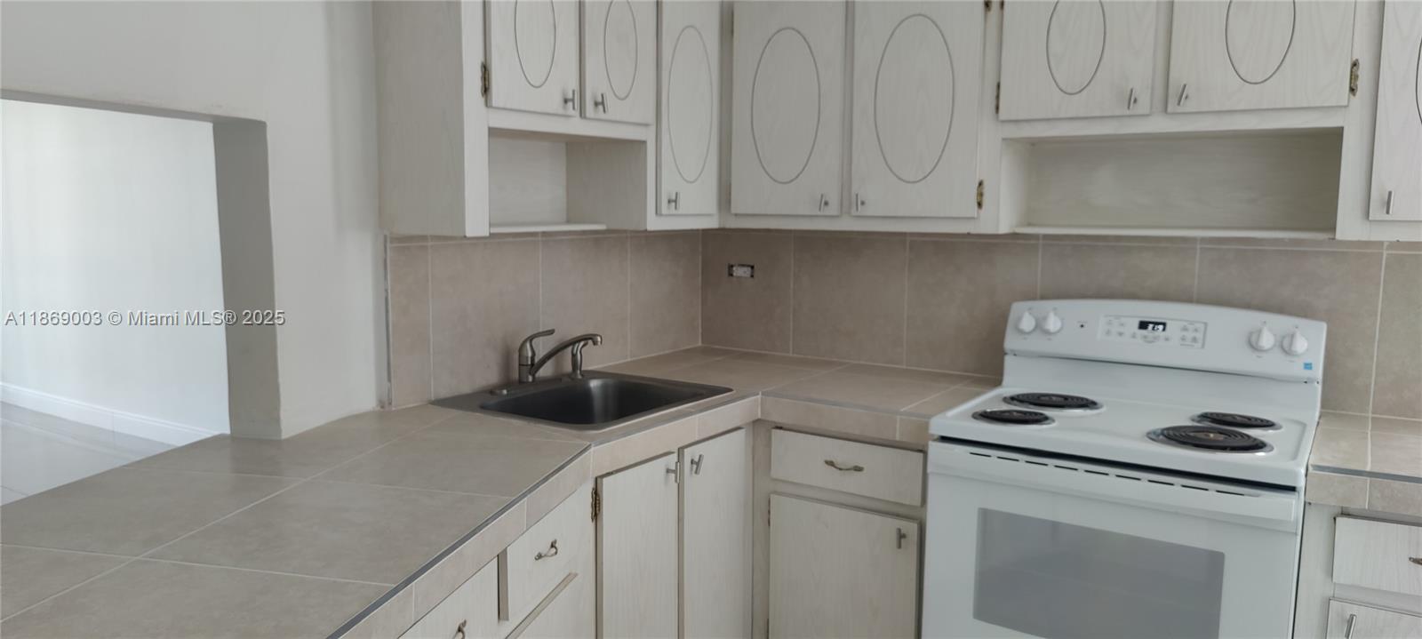 417-3 2 / 2 1062 sq. ft. $ 2025-09-26 0 Photo