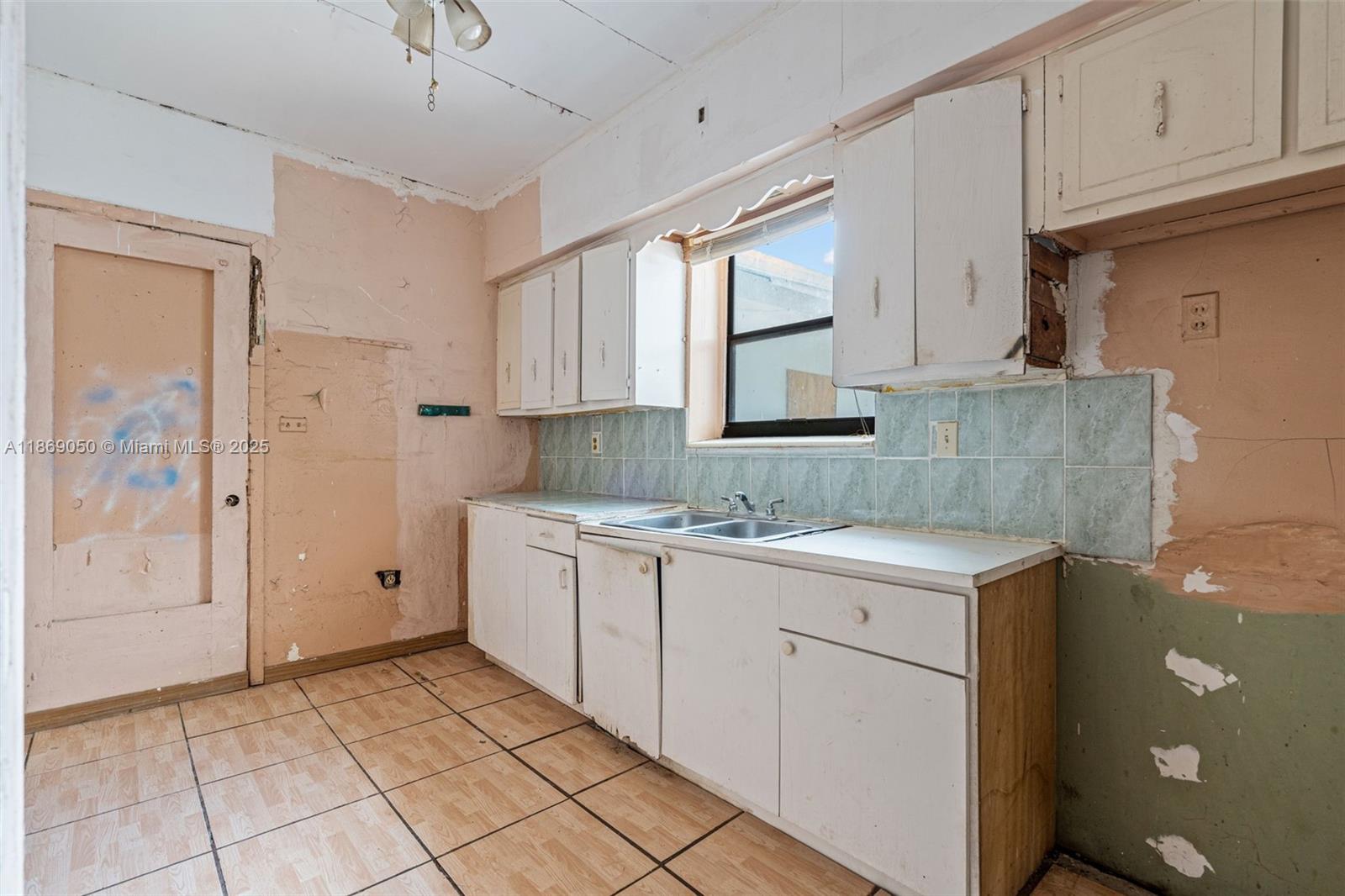 Ver detalles / sq. ft. $ 2025-08-29 0 foto