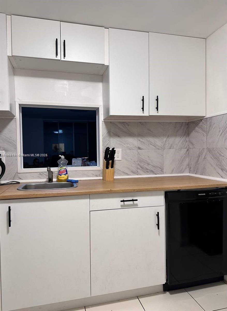 Photo of 319 14th Ave  #106, Hallandale Beach, Florida, 33009 - 