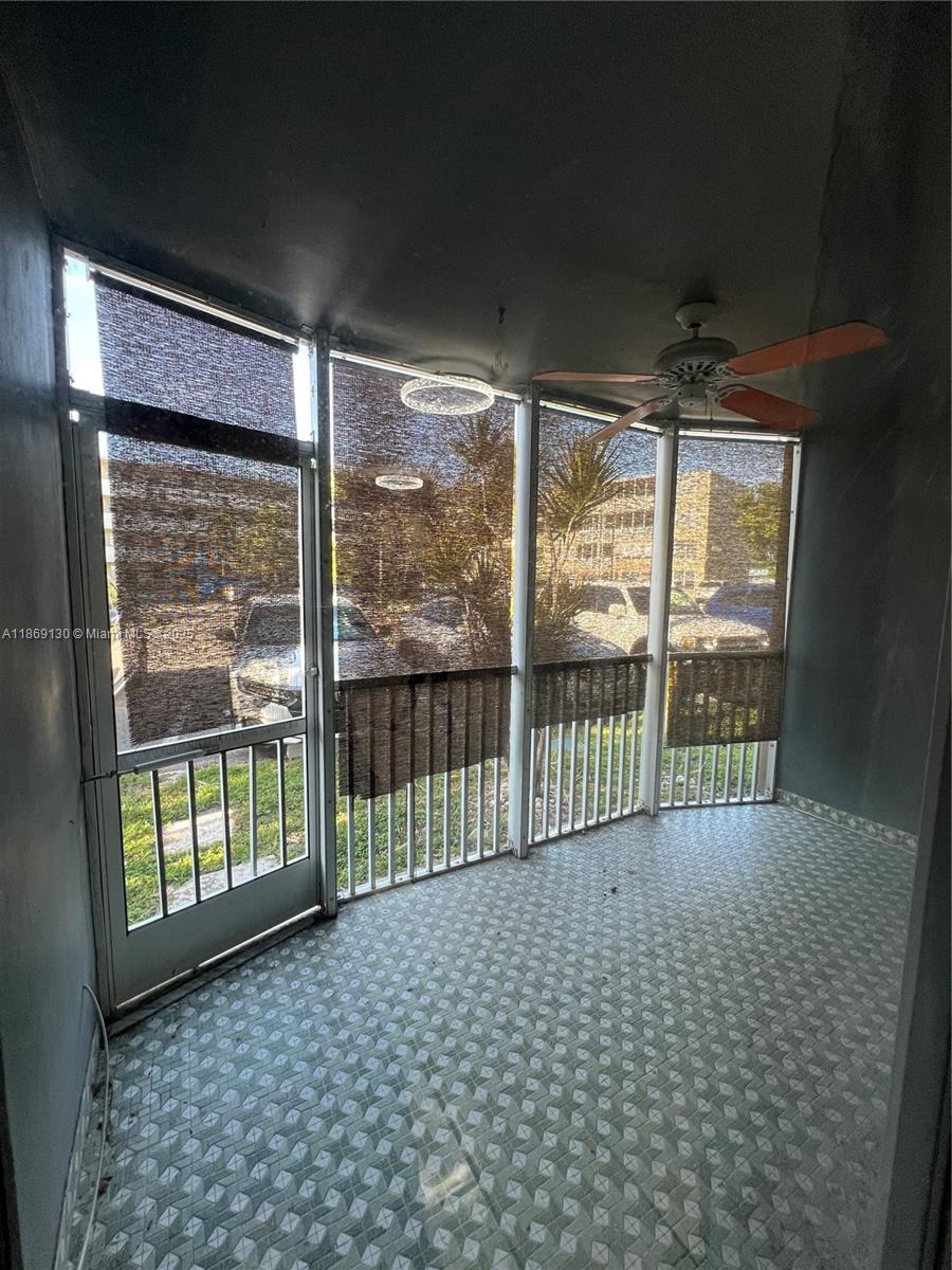 See details 100-3 1 / 1 909 sq. ft. $ 2025-08-29 0 Photo