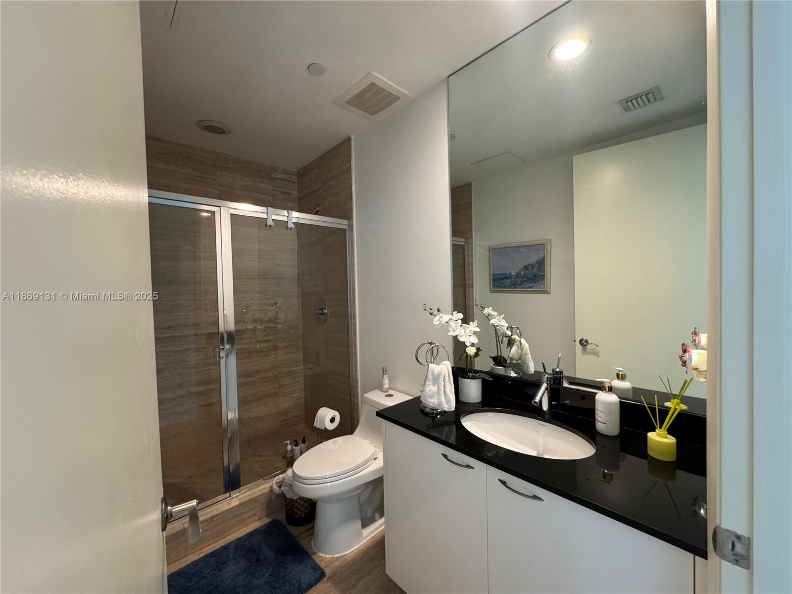 605 2 / 2 1463 sq. ft. $ 2025-09-07 0 Photo