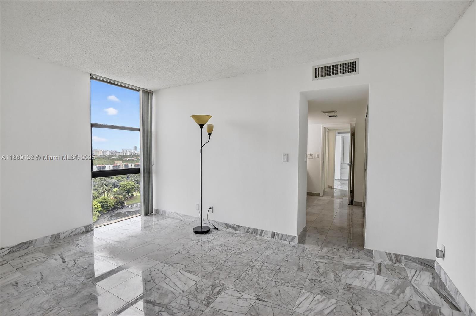 Photo of 20379 Country Club Dr  #1639, Aventura, Florida, 33180 - 