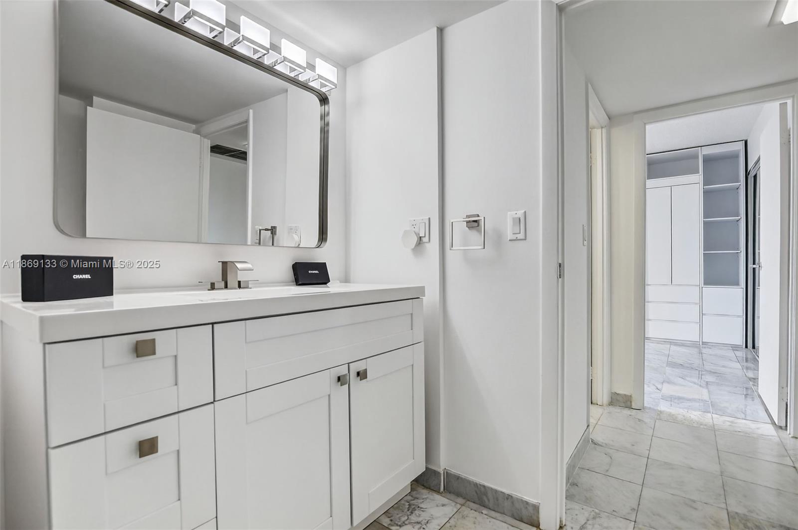 Photo of 20379 Country Club Dr  #1639, Aventura, Florida, 33180 - 