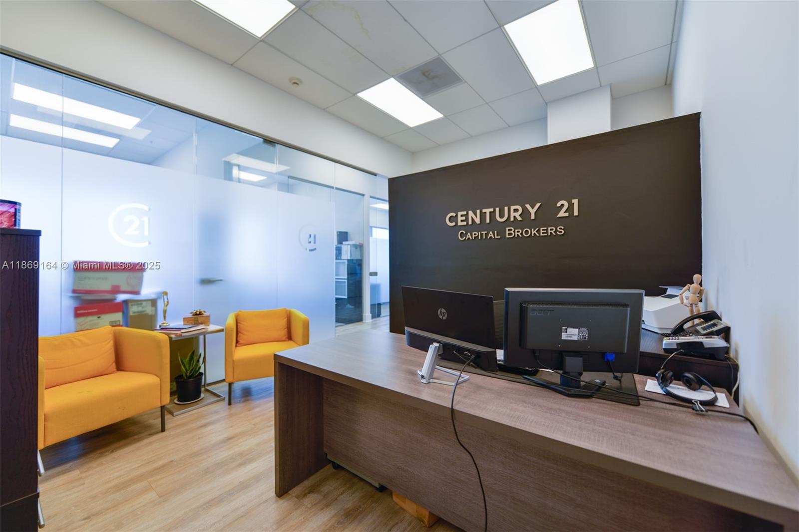 See details / sq. ft. $ 2025-08-29 0 Photo