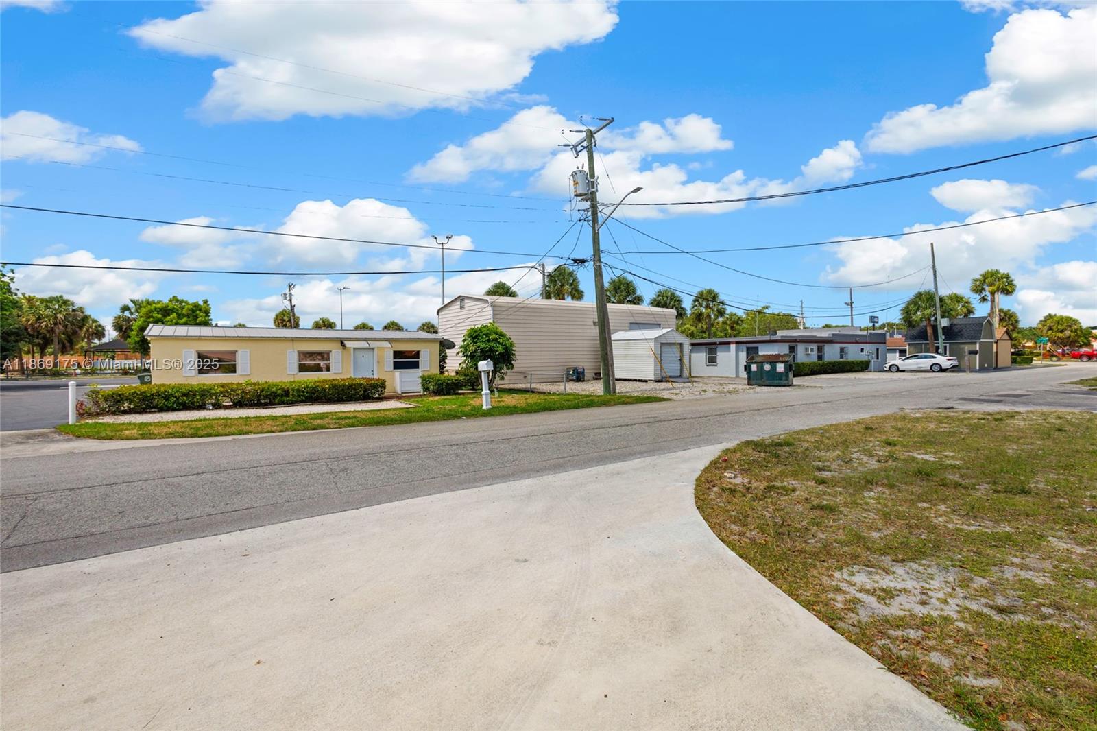 See details / 1800 sq. ft. $ 2025-08-29 0 Photo