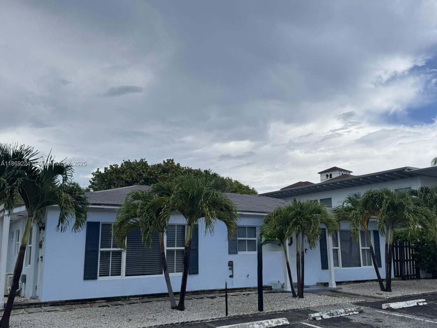 See details / 1652 sq. ft. $ 2025-08-29 0 Photo