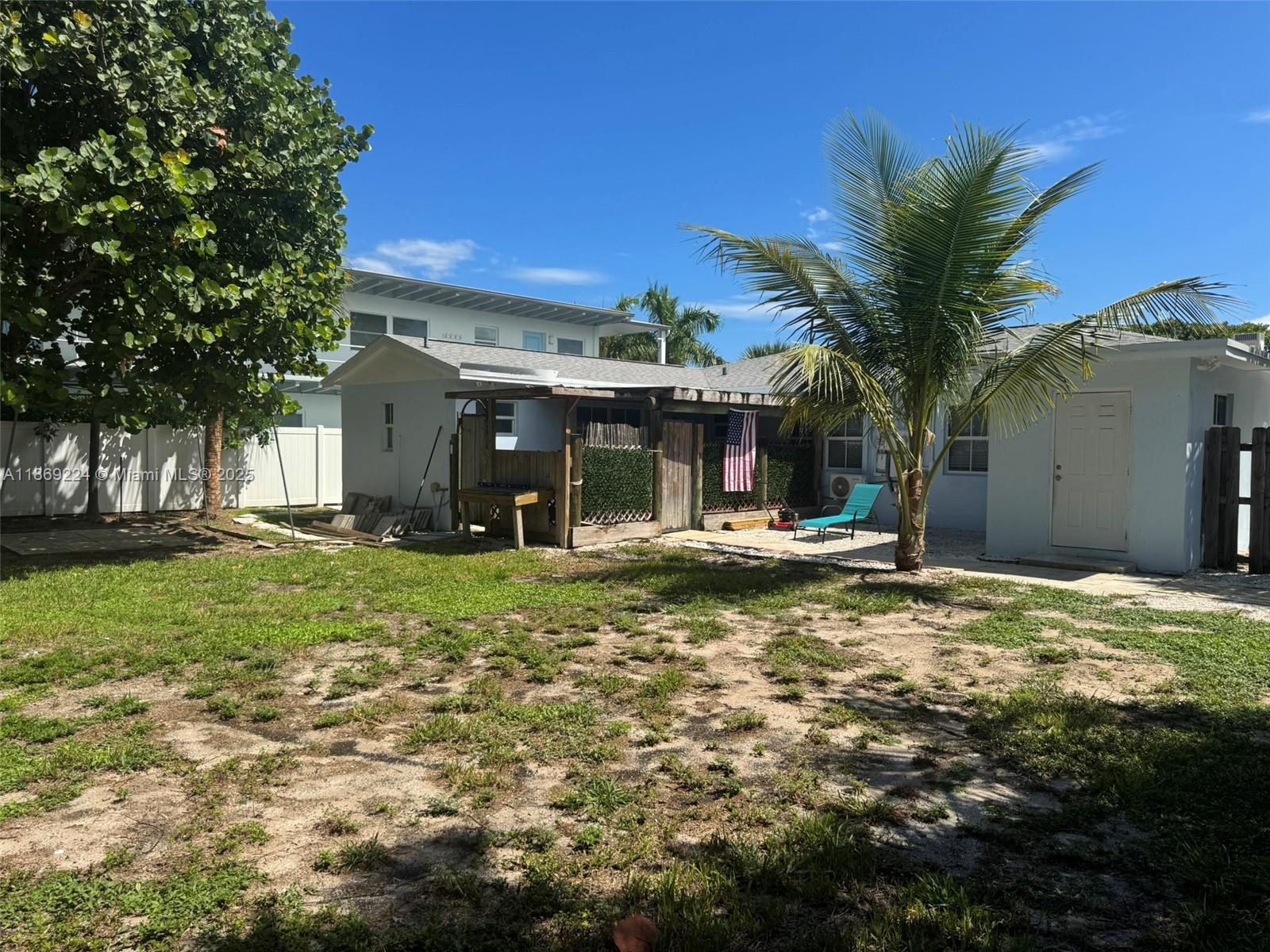 See details / 1652 sq. ft. $ 2025-08-29 0 Photo
