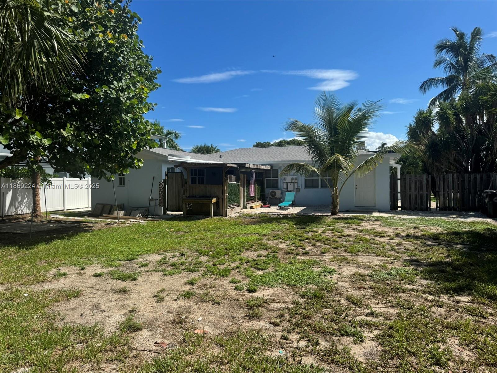 See details / 1652 sq. ft. $ 2025-08-29 0 Photo