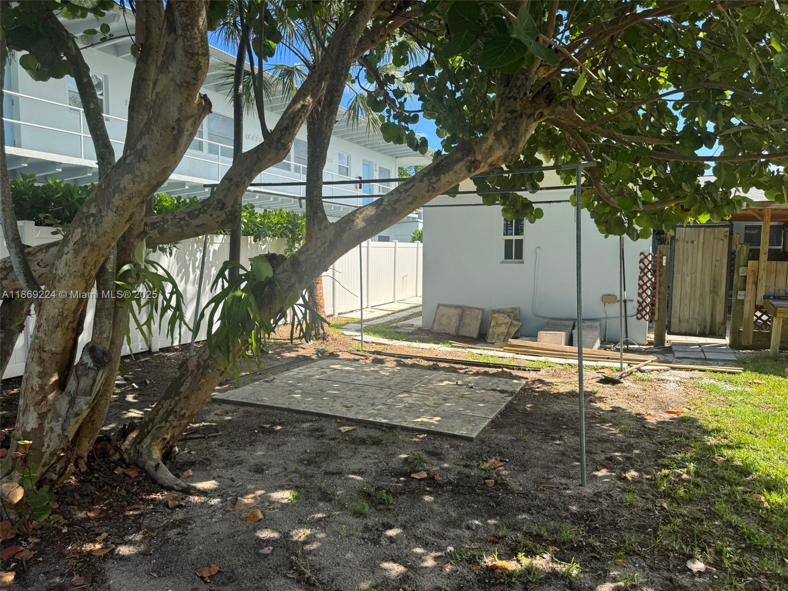 See details / 1652 sq. ft. $ 2025-08-29 0 Photo