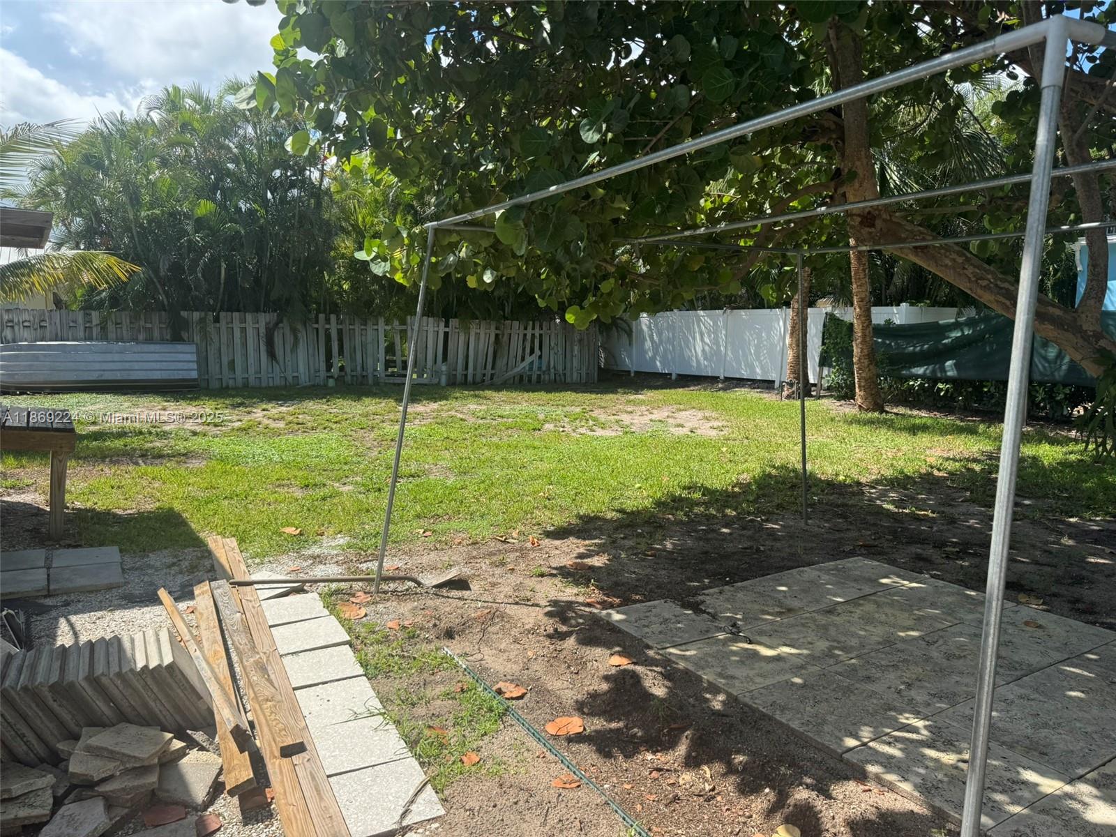 See details / 1652 sq. ft. $ 2025-08-29 0 Photo