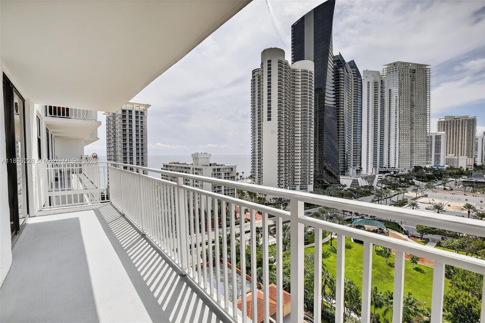 See details 1703 2 / 2 1232 sq. ft. $ 2025-08-29 0 Photo