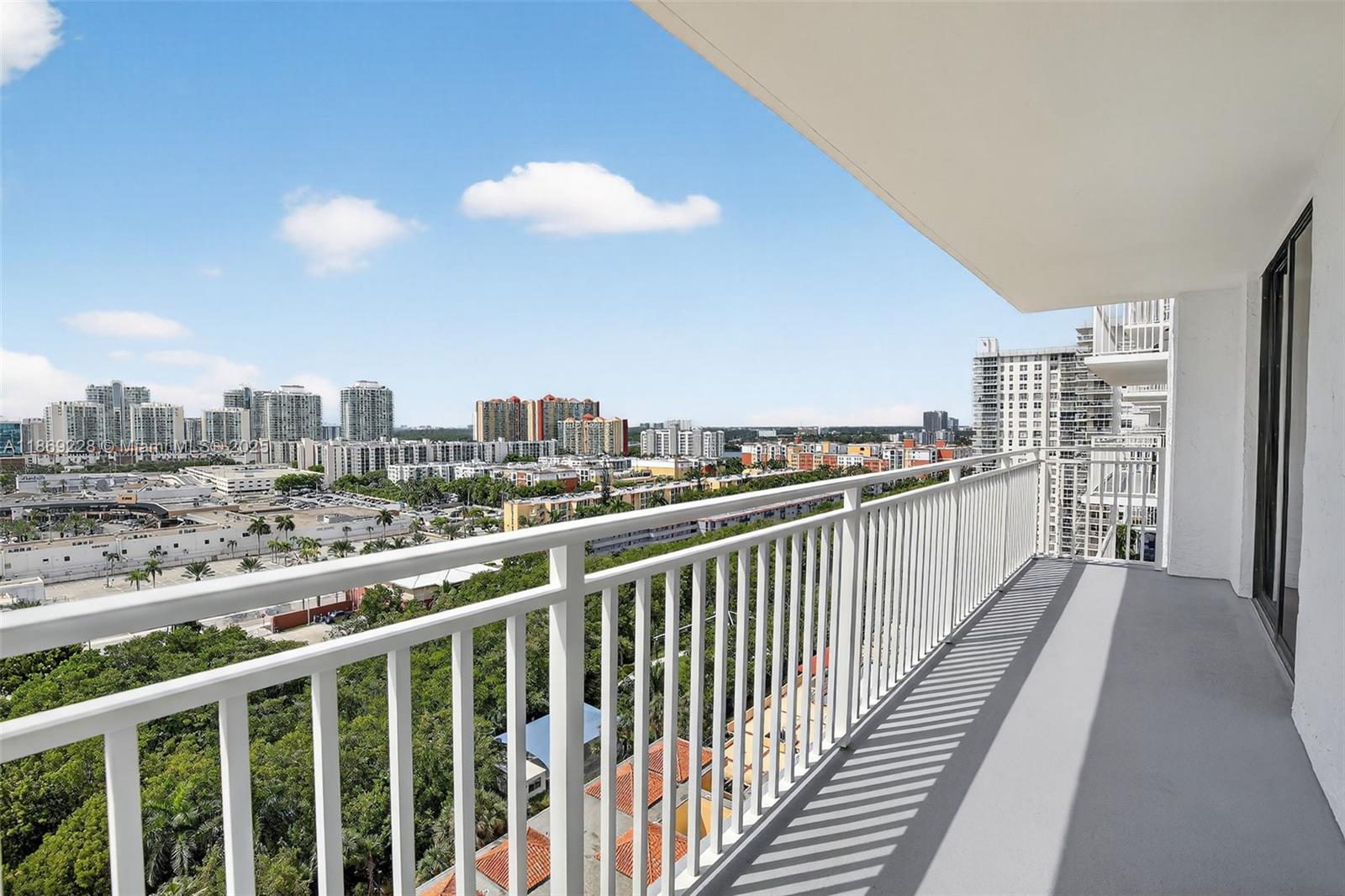 See details 1703 2 / 2 1232 sq. ft. $ 2025-08-29 0 Photo