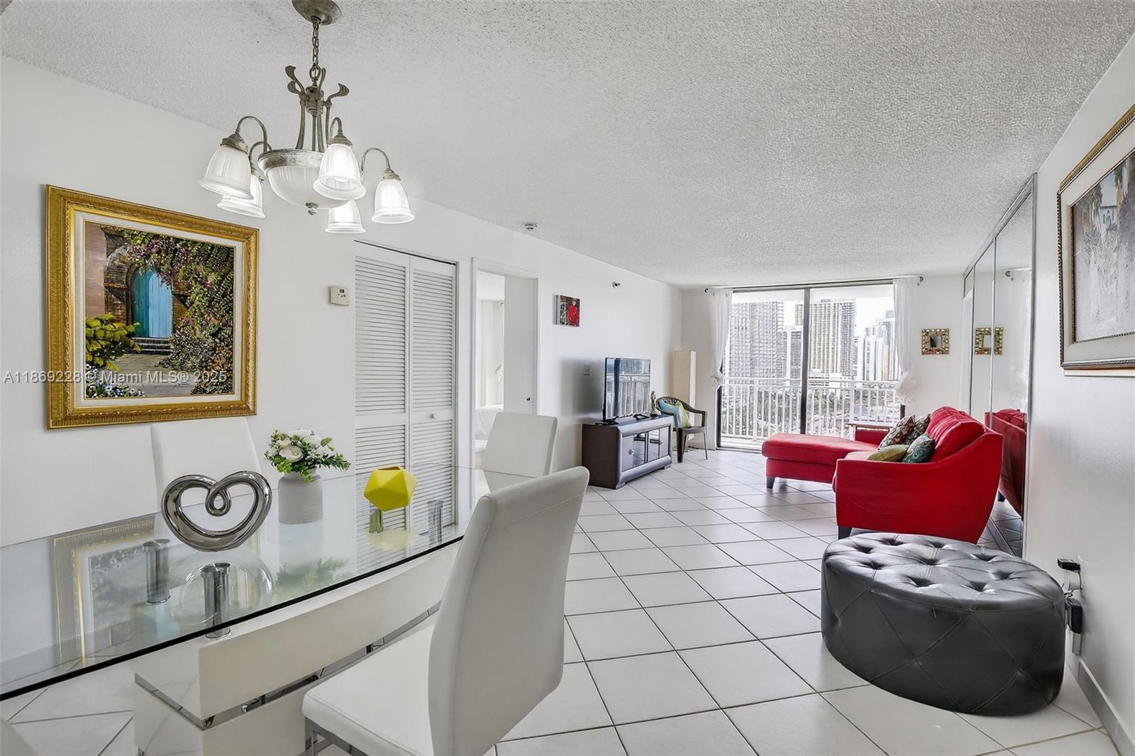 See details 1703 2 / 2 1232 sq. ft. $ 2025-08-29 0 Photo