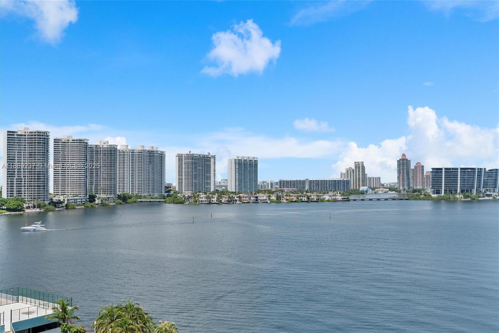 See details 1005 2 / 2 1544 sq. ft. $ 2025-08-29 0 Photo