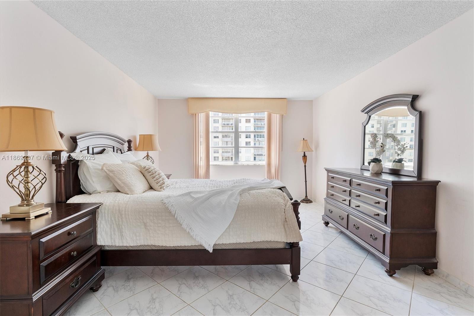 See details 1005 2 / 2 1544 sq. ft. $ 2025-08-29 0 Photo