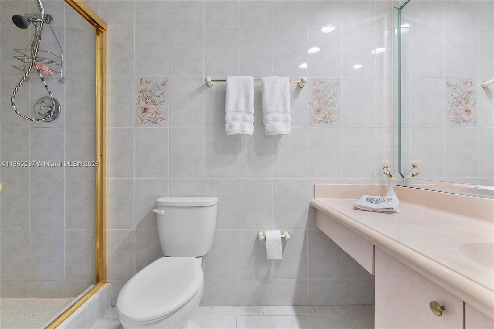 See details 1005 2 / 2 1544 sq. ft. $ 2025-08-29 0 Photo