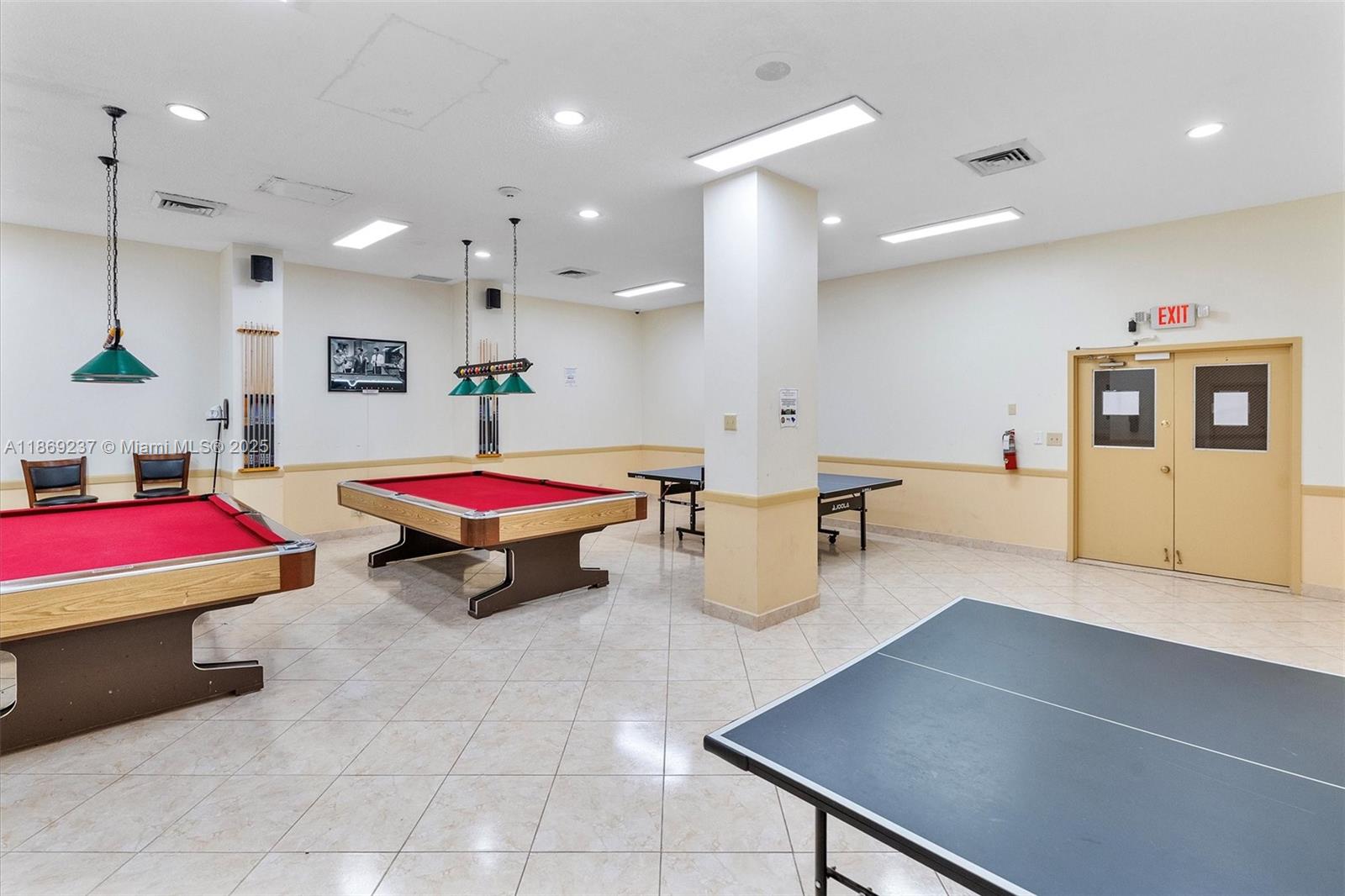 See details 1005 2 / 2 1544 sq. ft. $ 2025-08-29 0 Photo
