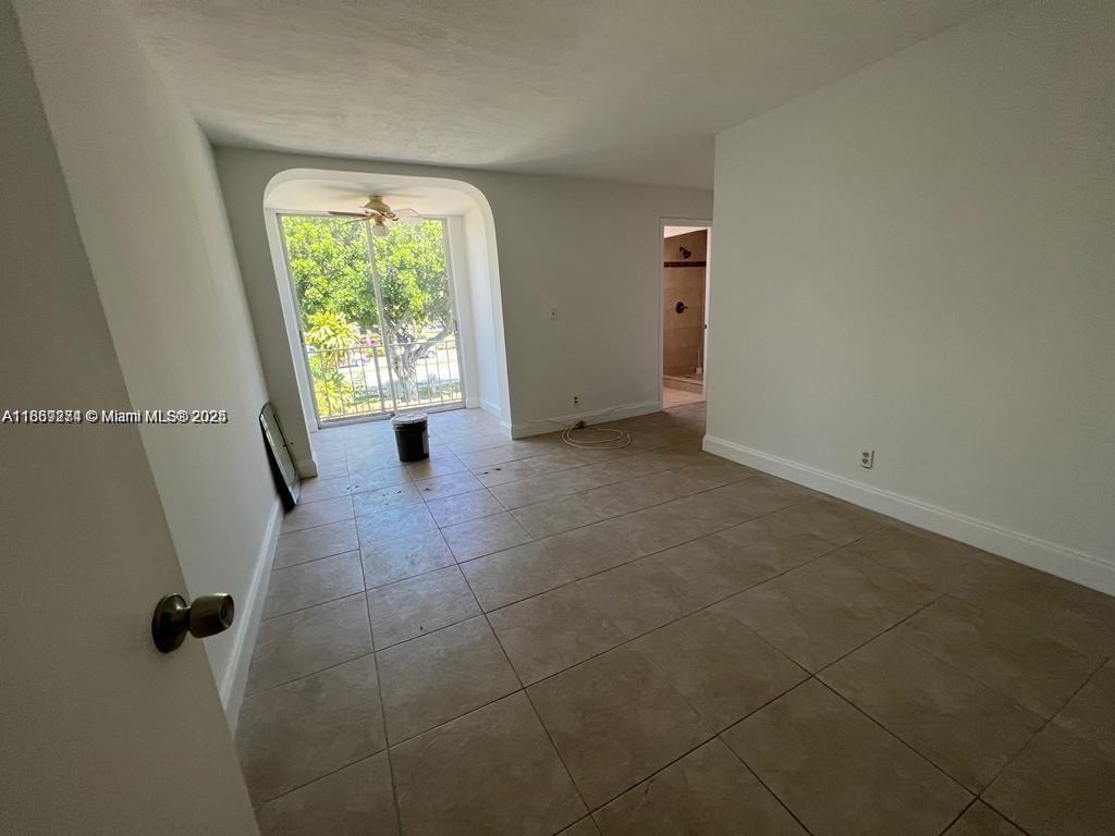 Photo of 816 27th Ave  (816), Hallandale Beach, Florida, 33009 - 