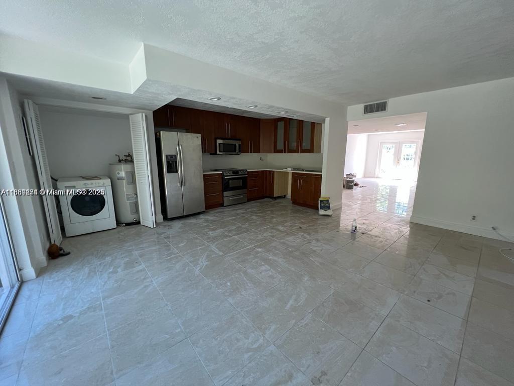 Photo of 816 27th Ave  (816), Hallandale Beach, Florida, 33009 - 