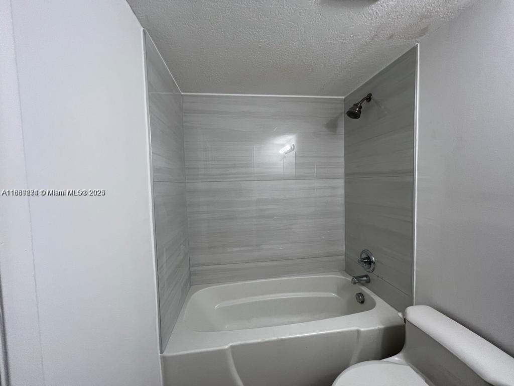 Photo of 816 27th Ave (816), Hallandale Beach, Florida, 33009 -