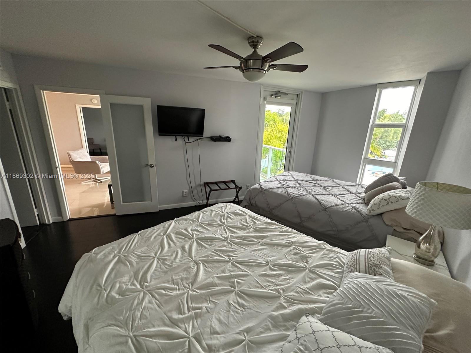 Ver detalles 221 2 / 2 1357 sq. ft. $ 2025-08-29 0 foto
