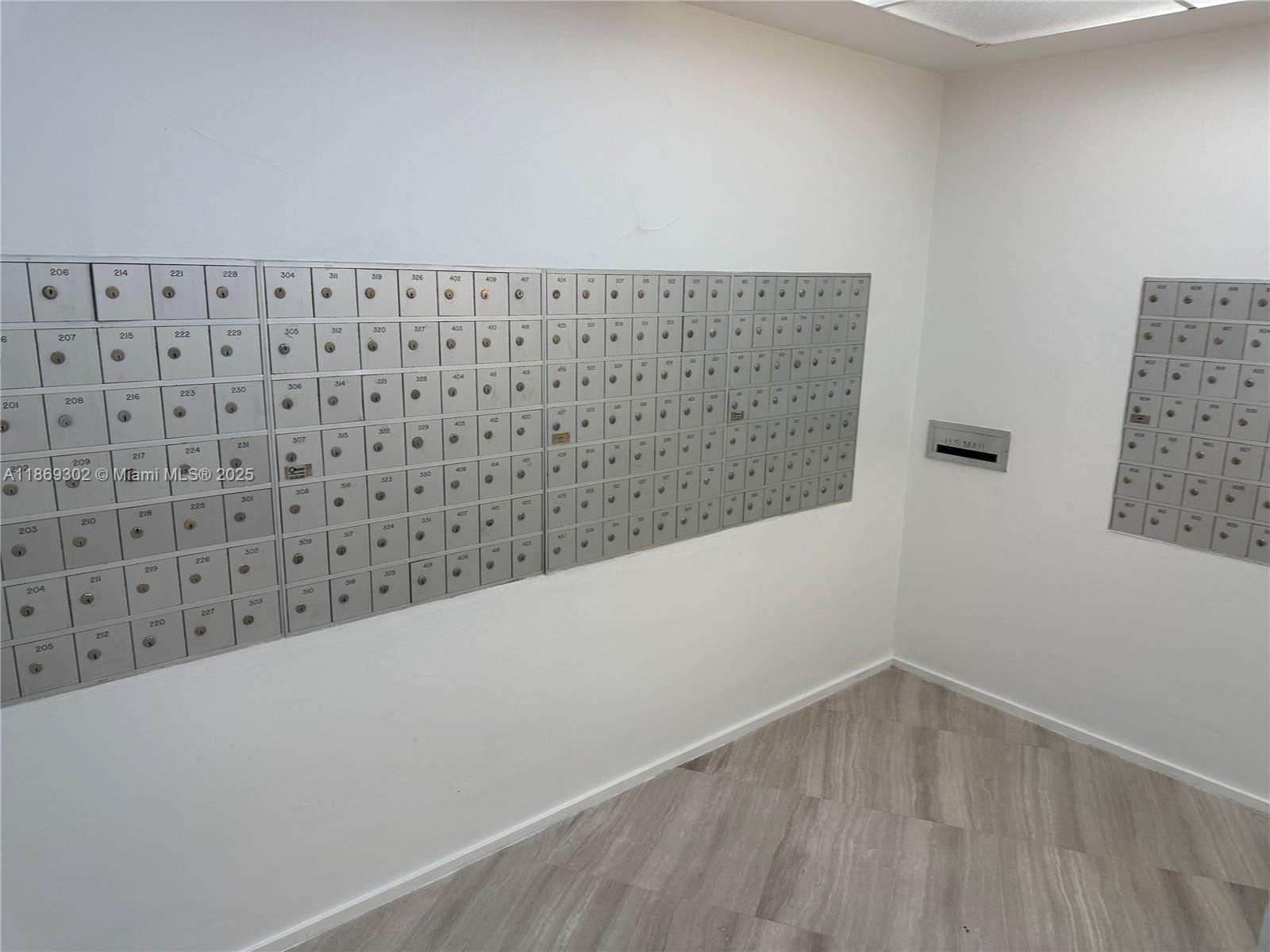 Ver detalles 221 2 / 2 1357 sq. ft. $ 2025-08-29 0 foto