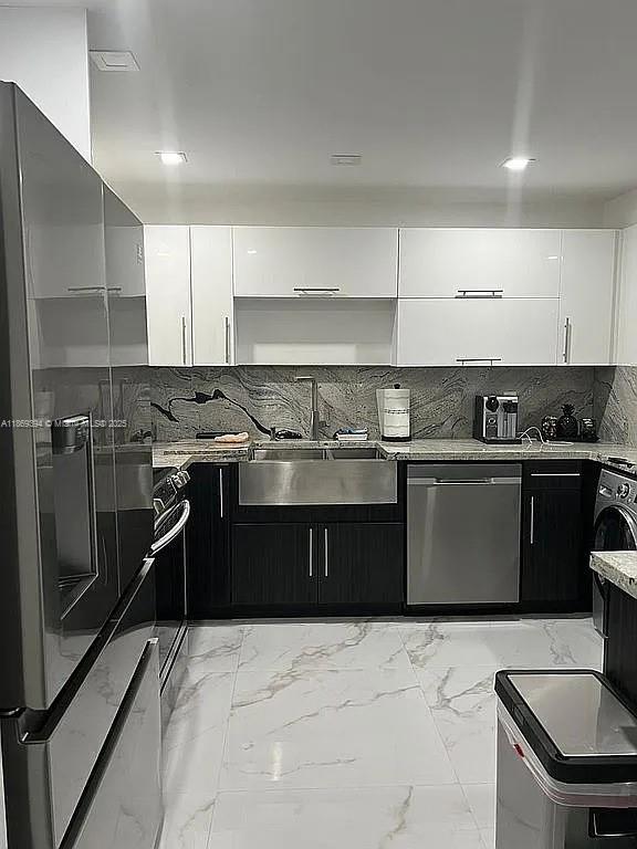 Photo of 2301 Ocean Dr  #1207, Hollywood, Florida, 33019 - 
