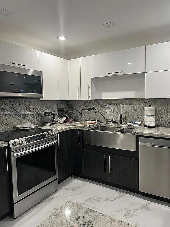 Photo of 2301 Ocean Dr  #1207, Hollywood, Florida, 33019 - 