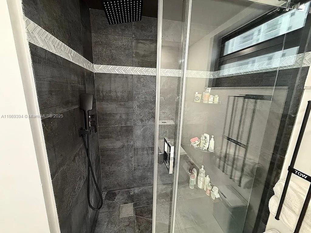 Photo of 2301 Ocean Dr  #1207, Hollywood, Florida, 33019 - 
