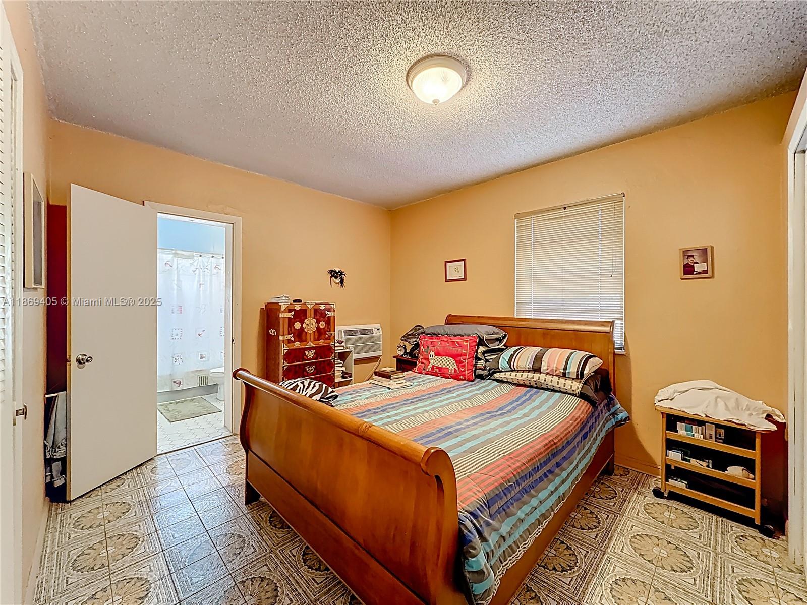 See details / 2287 sq. ft. $ 2025-08-30 0 Photo