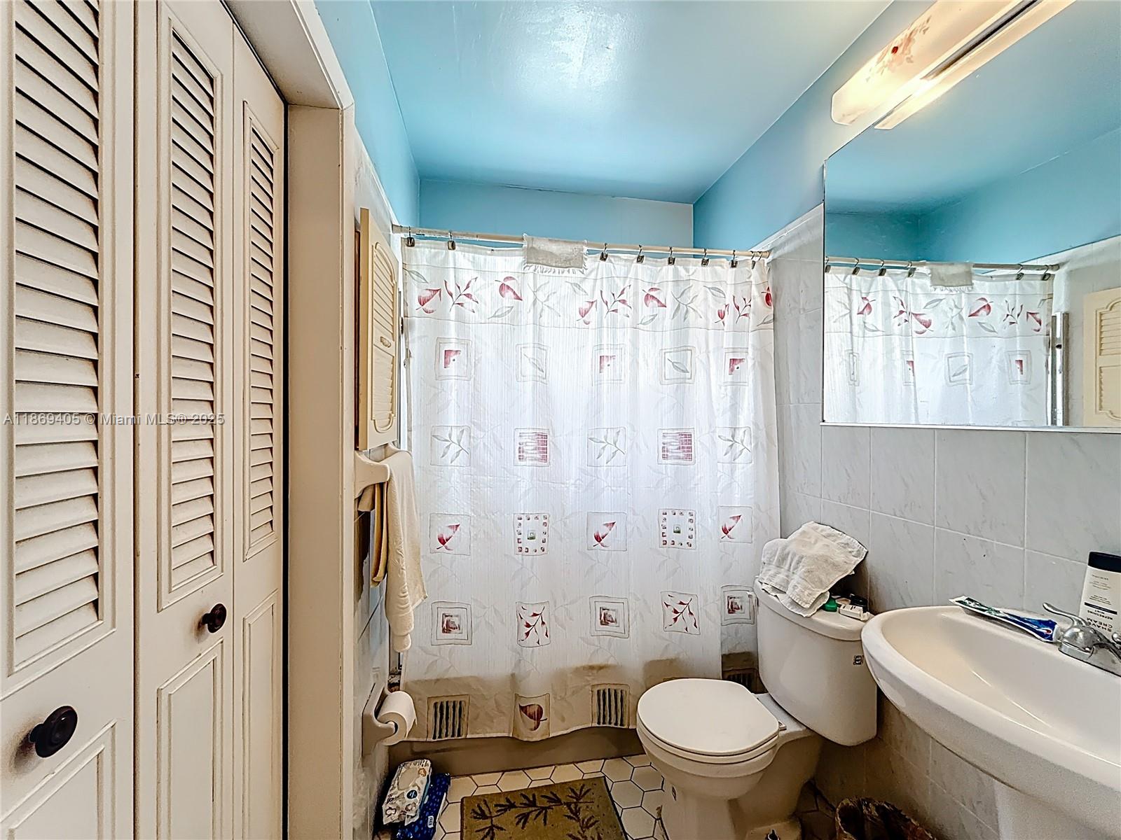See details / 2287 sq. ft. $ 2025-08-30 0 Photo