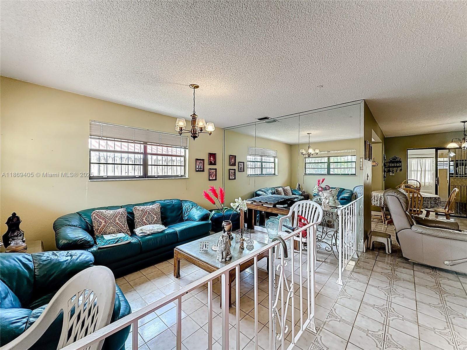 See details / 2287 sq. ft. $ 2025-08-30 0 Photo