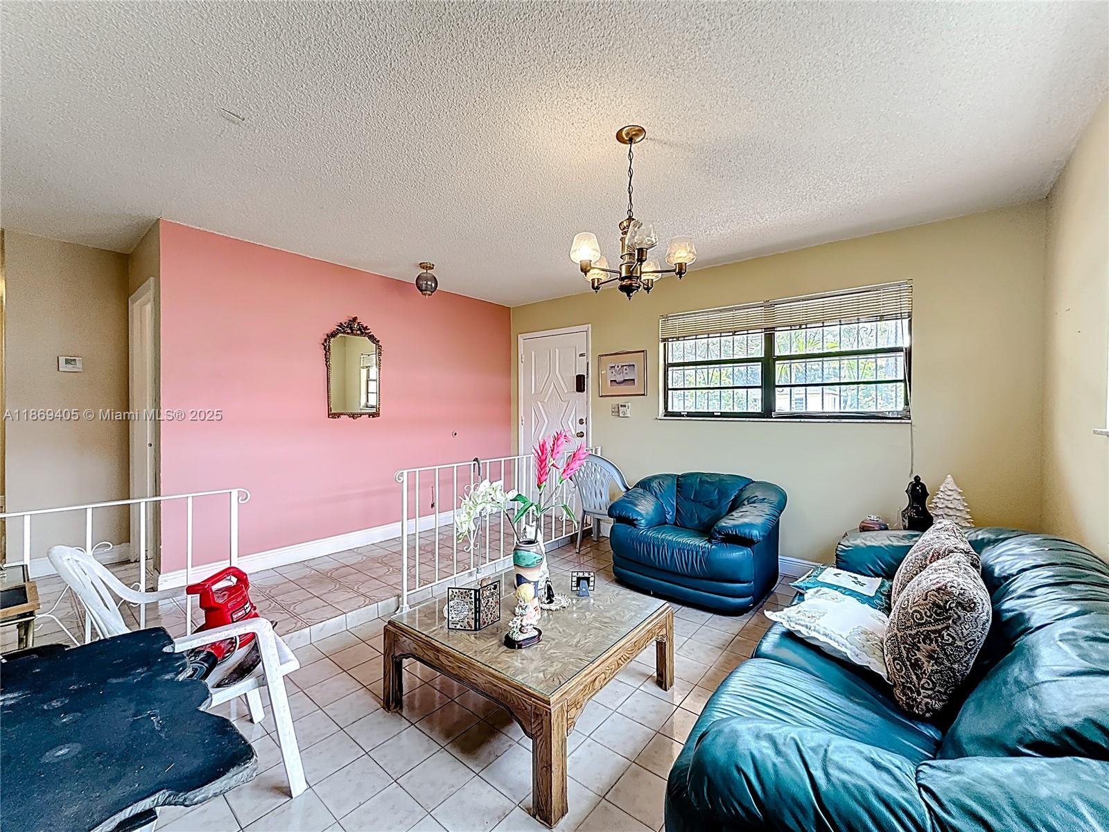 See details / 2287 sq. ft. $ 2025-08-30 0 Photo