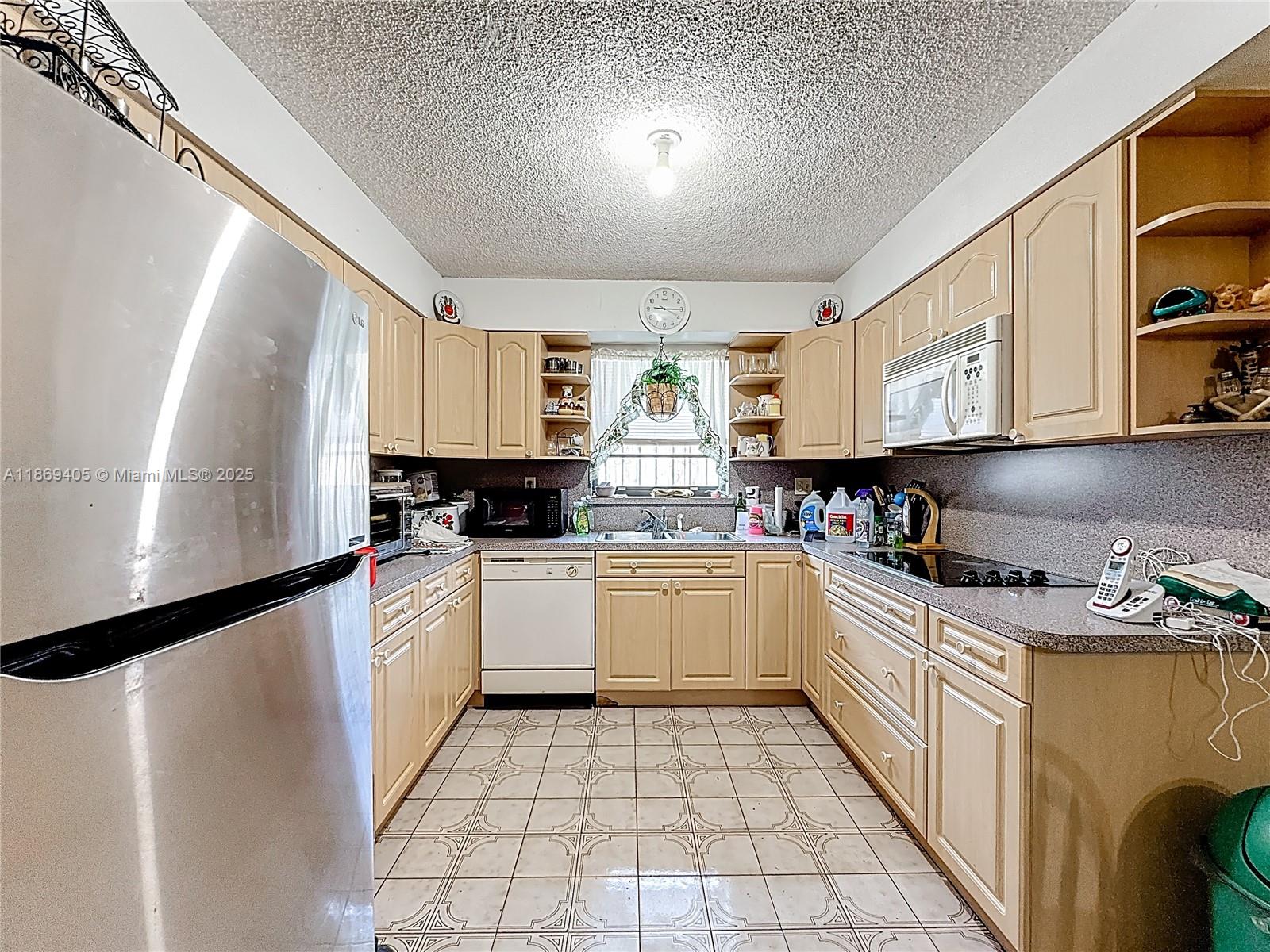 See details / 2287 sq. ft. $ 2025-08-30 0 Photo