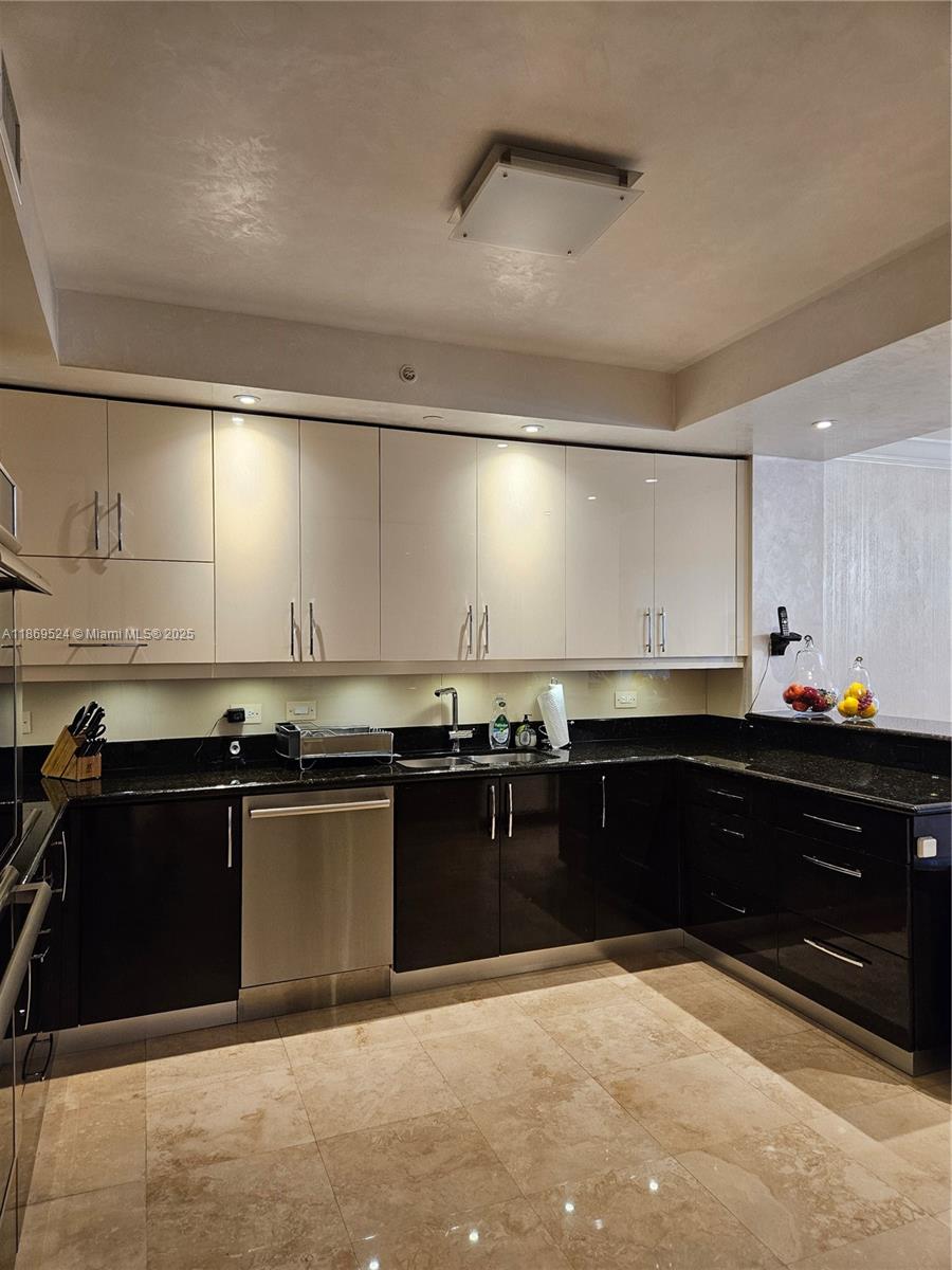 Photo of 3201 183rd St  #2607, Aventura, Florida, 33160 - 