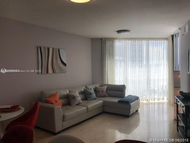 See details 1908 1 / 2 881 sq. ft. $ 2025-09-01 0 Photo