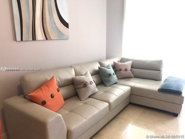 See details 1908 1 / 2 881 sq. ft. $ 2025-09-01 0 Photo