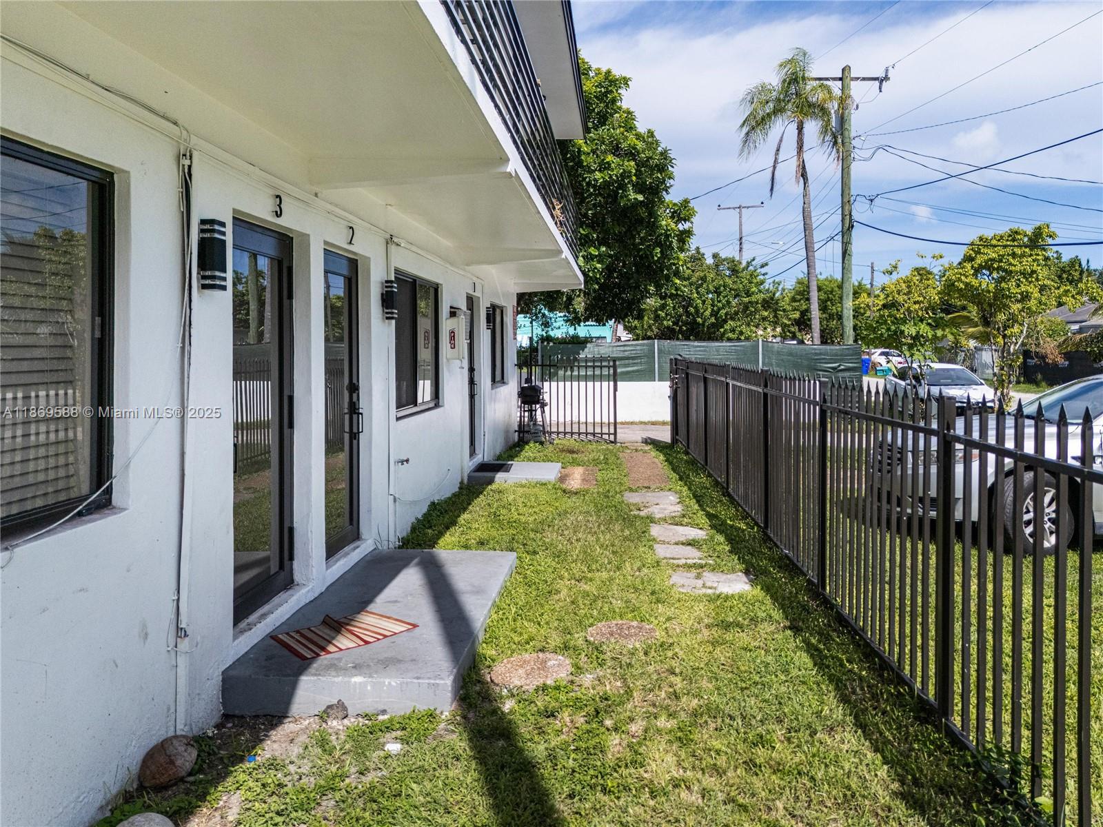 See details / 6090 sq. ft. $ 2025-08-30 0 Photo