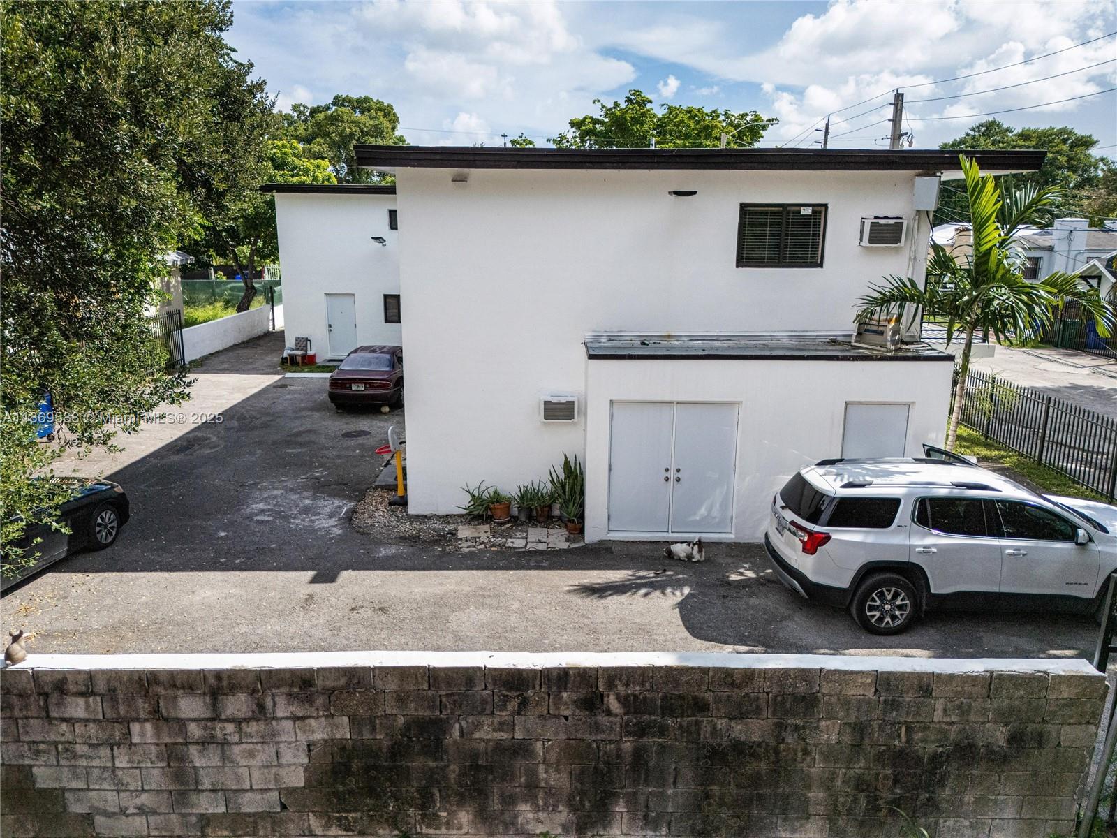 See details / 6090 sq. ft. $ 2025-08-30 0 Photo