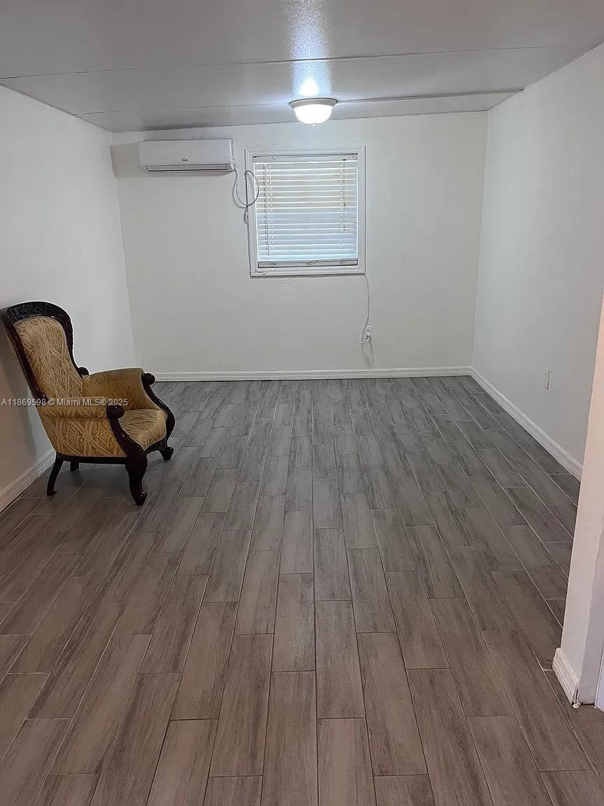 Ver detalles / 1636 sq. ft. $ 2025-08-30 0 foto
