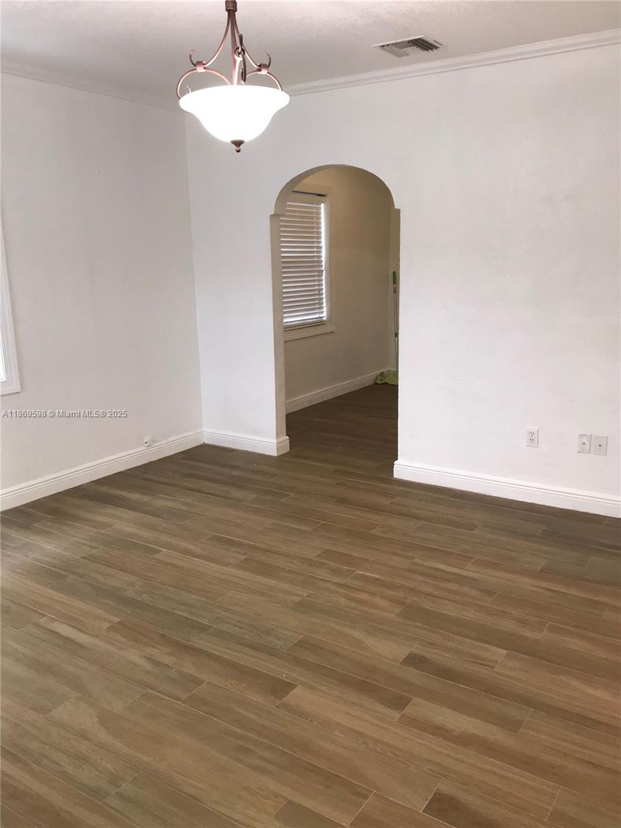 Ver detalles / 1636 sq. ft. $ 2025-08-30 0 foto