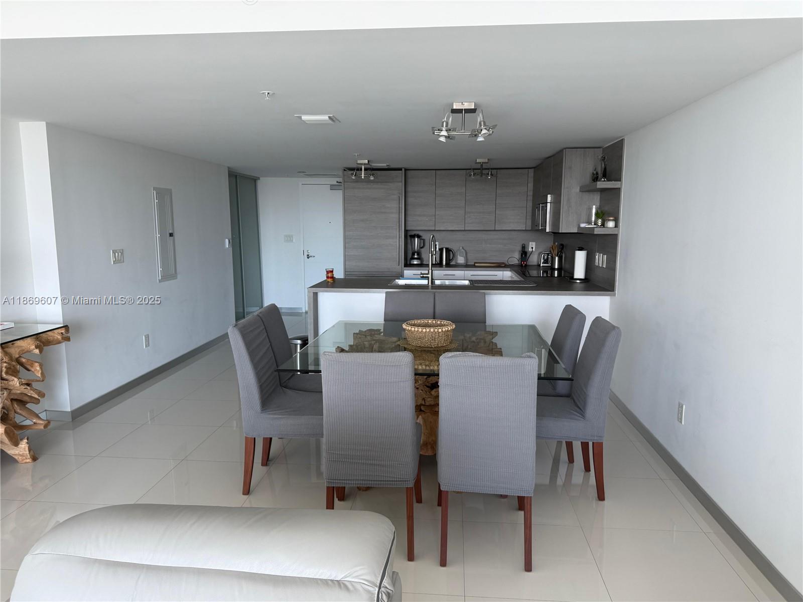 Photo of 400 Sunny Isles Blvd #1021, Sunny Isles Beach, Florida, 33160 -