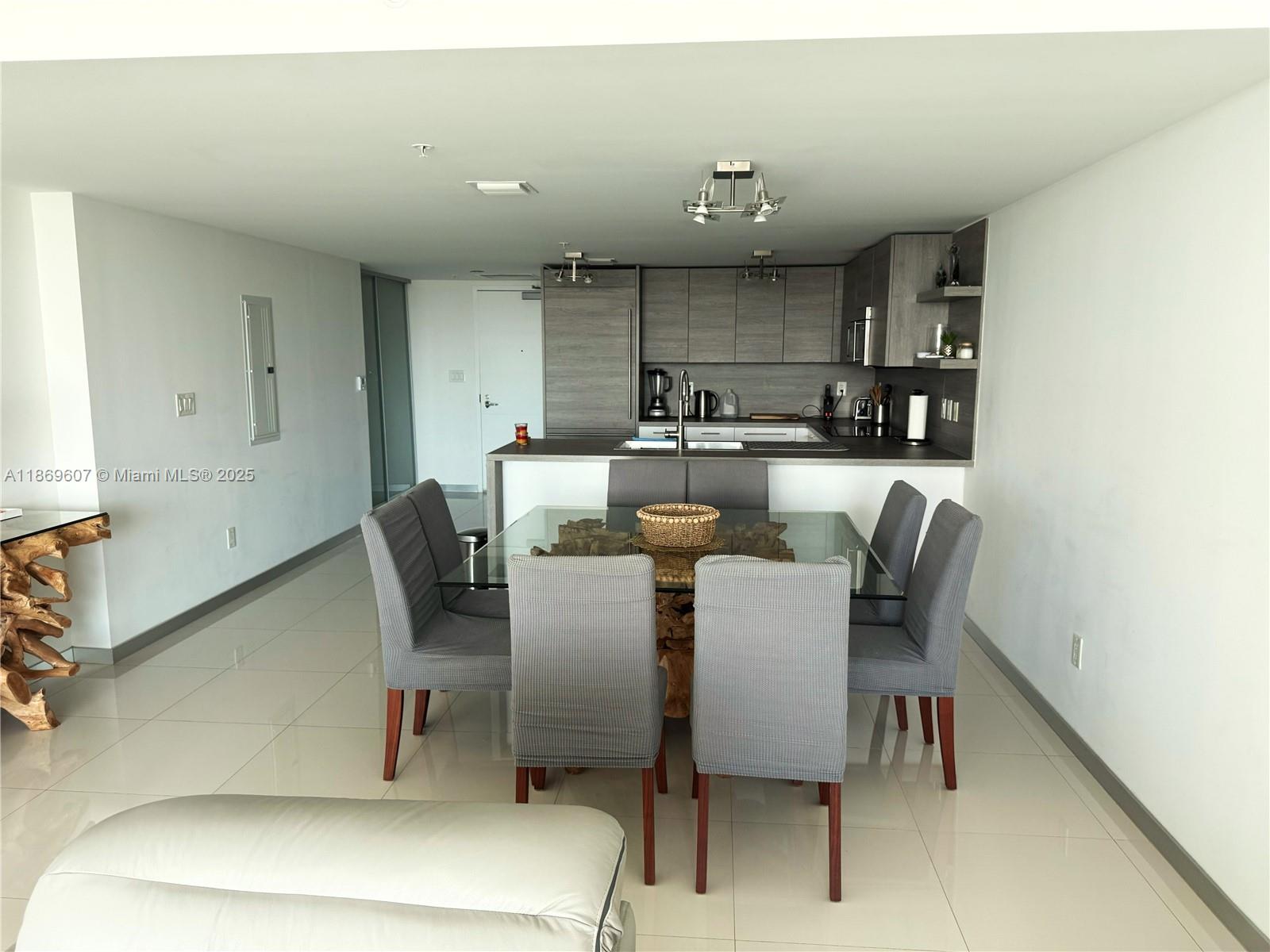 Photo of 400 Sunny Isles Blvd #1021, Sunny Isles Beach, Florida, 33160 -