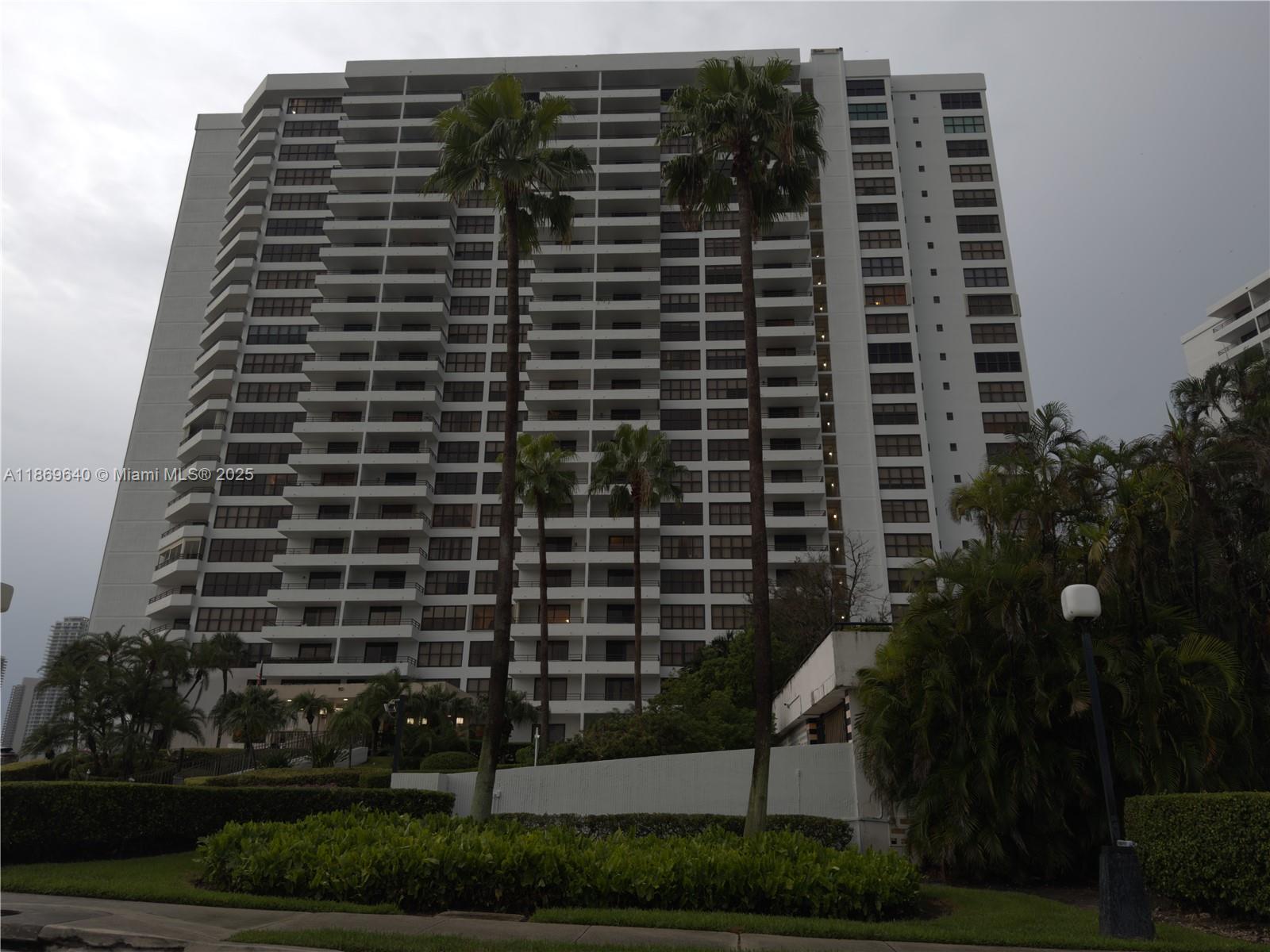 Photo of 2500 Parkview Dr  #1909, Hallandale Beach, Florida, 33009 - 