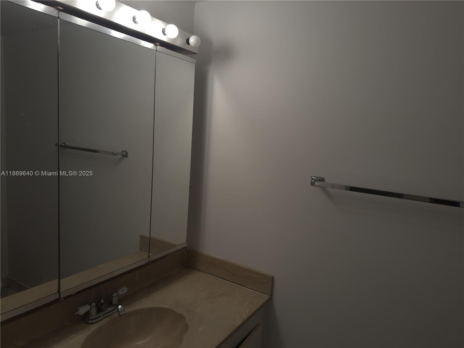 Photo of 2500 Parkview Dr #1909, Hallandale Beach, Florida, 33009 -