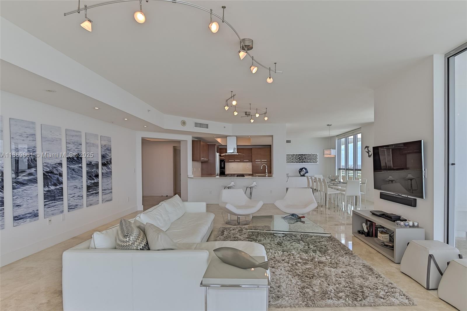 Photo of 3535 OCEAN DR  #2002, Hollywood, Florida, 33019 - 