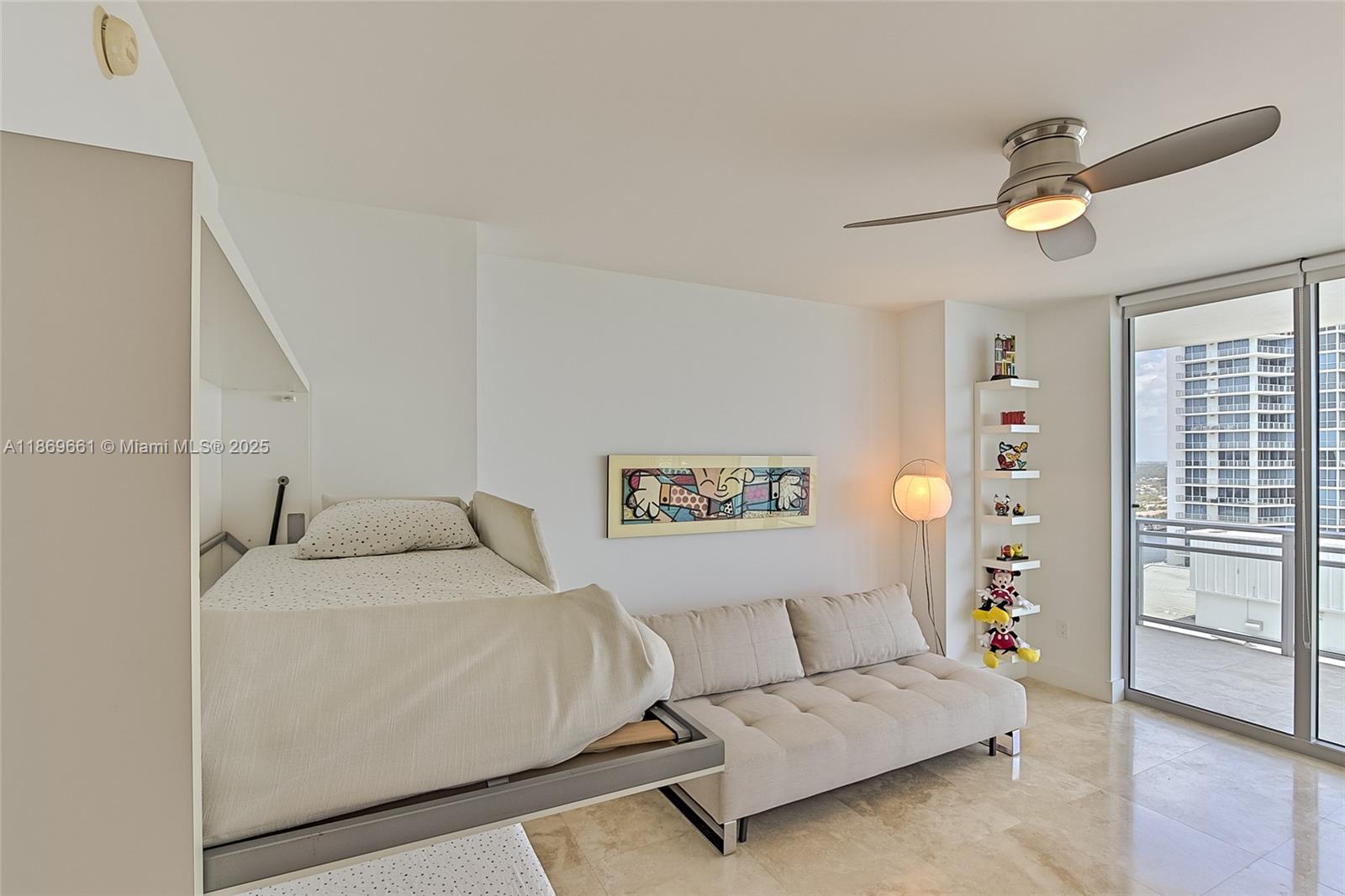 Photo of 3535 OCEAN DR  #2002, Hollywood, Florida, 33019 - 