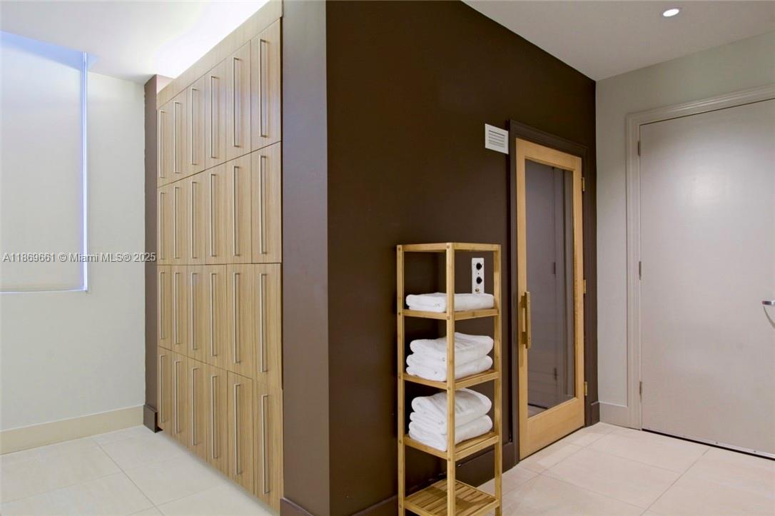 Photo of 3535 OCEAN DR  #2002, Hollywood, Florida, 33019 - 